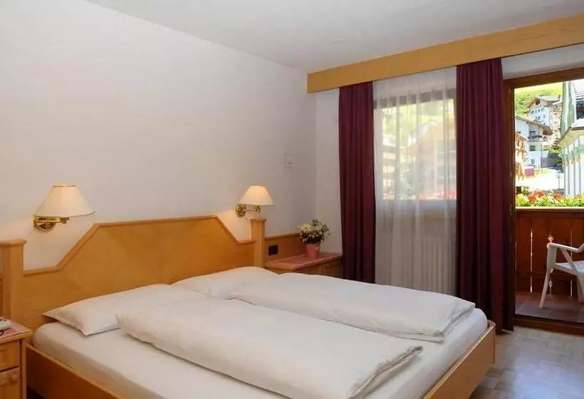 Aamiaismajoitus (B&B) Pensione Edelweiss