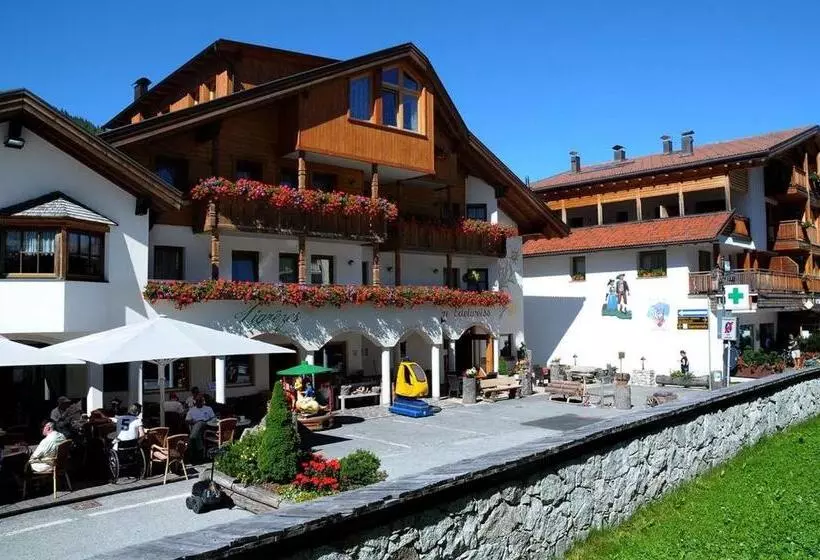 Aamiaismajoitus (B&B) Pensione Edelweiss