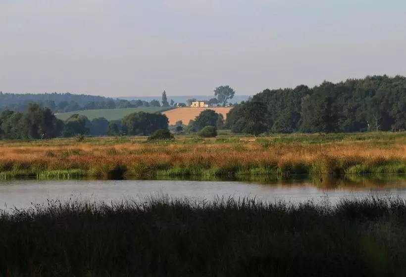 Landsitz Kapellenhöhe, Hotel Garni