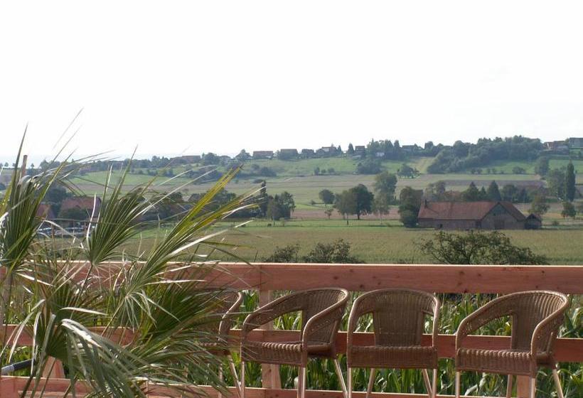 Landsitz Kapellenhöhe, Hotel Garni