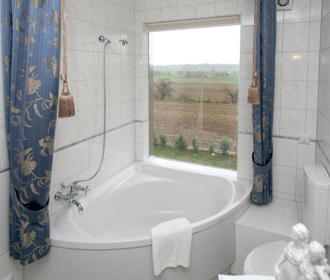 Landsitz Kapellenhöhe, Hotel Garni