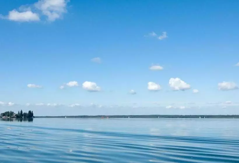 Landsitz Kapellenhöhe, Hotel Garni