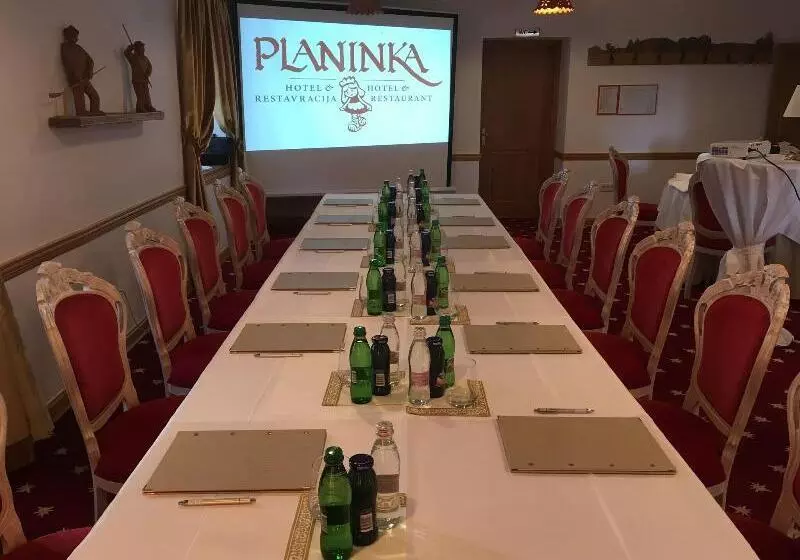 هتل Planinka