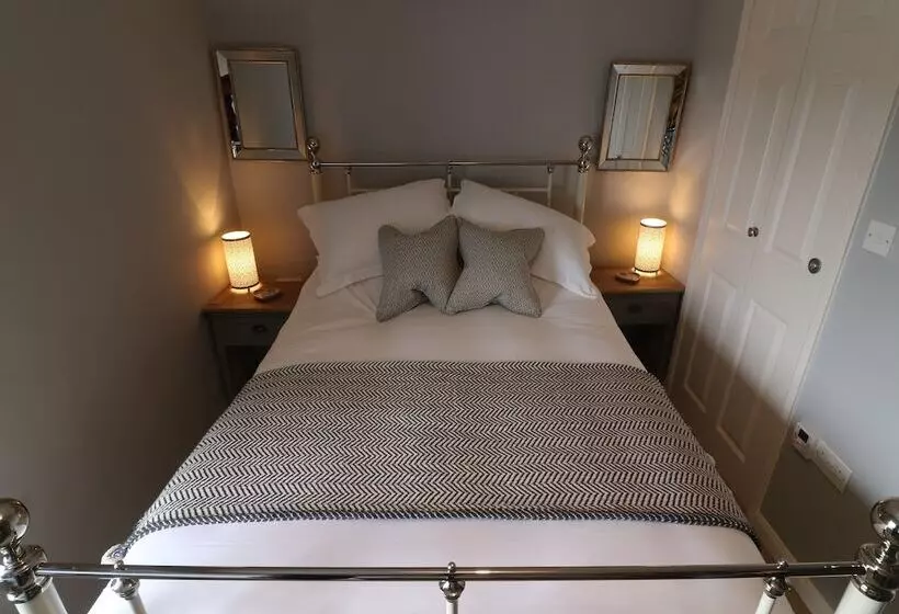 Aamiaismajoitus (B&B) Inglenook Guest House