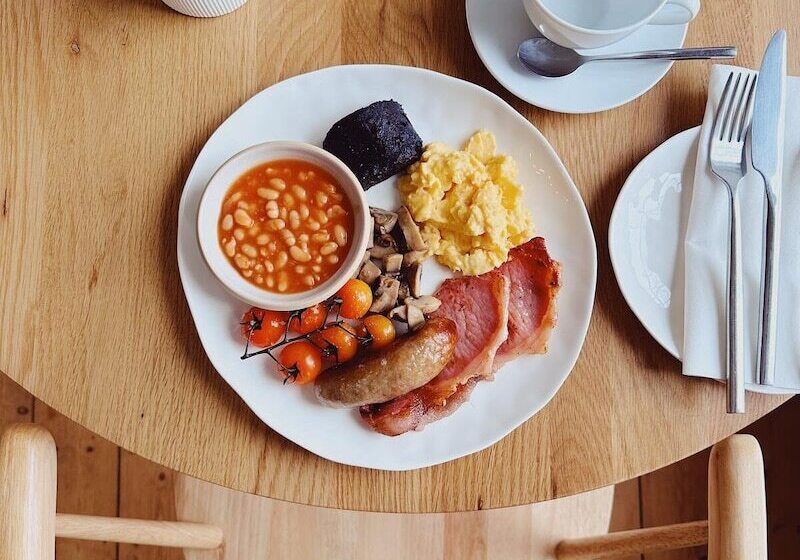 Coed Mawr Hall Bed & Breakfast