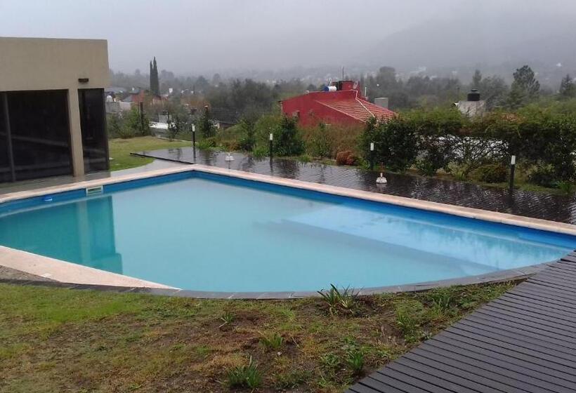 בית מלון כפרי Complejo Riro Namaste