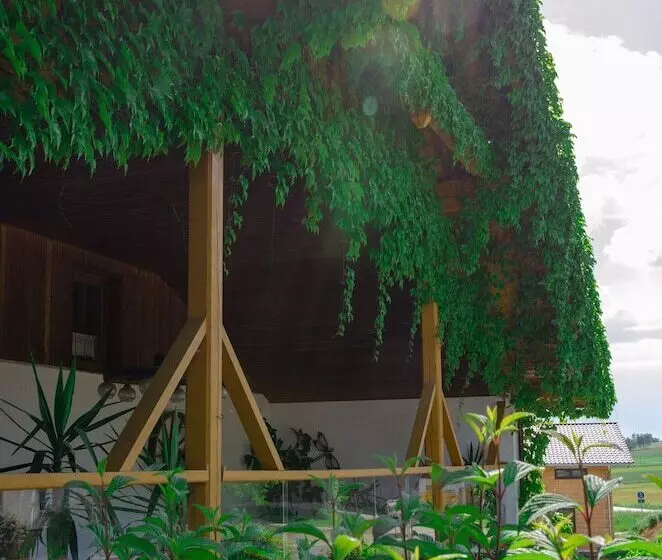 Hotelli Gasthof Altmann