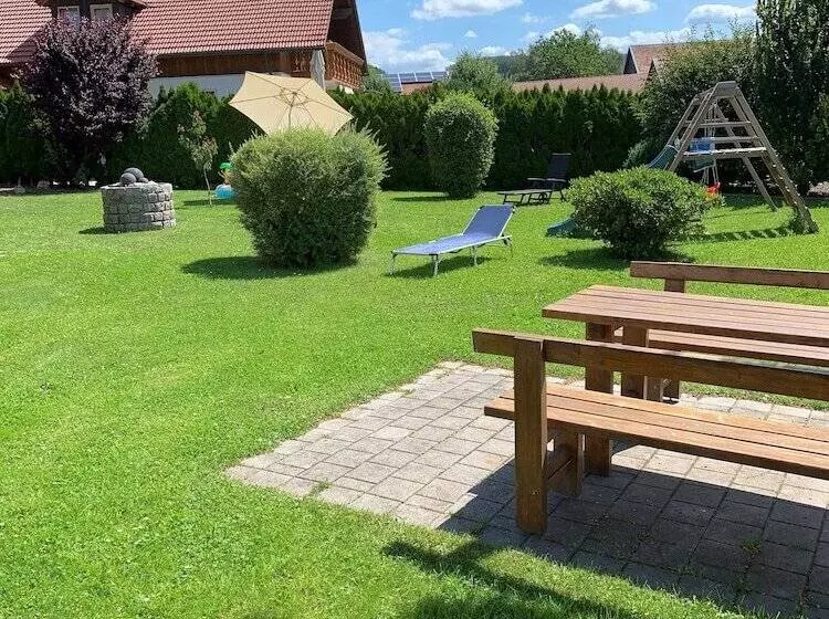 Hotelli Gasthof Altmann