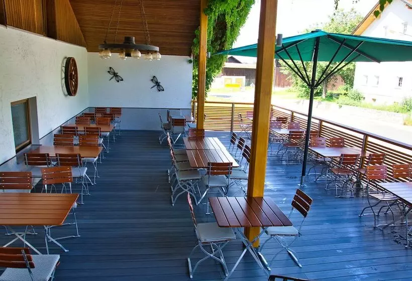 Hotelli Gasthof Altmann