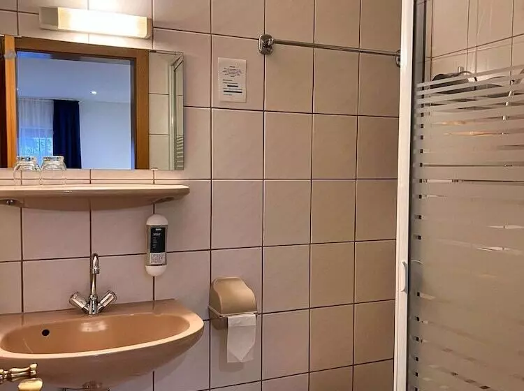 Hotelli Gasthof Altmann