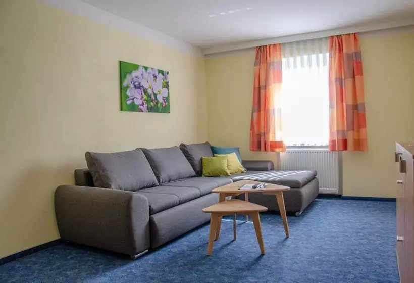 Hotelli Gasthof Altmann