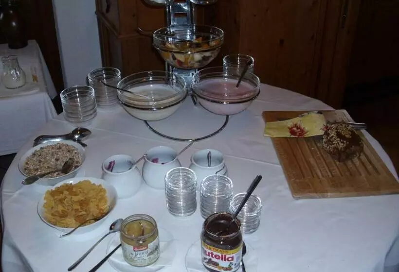 Hotelli Gasthof Zur Frohen Einkehr