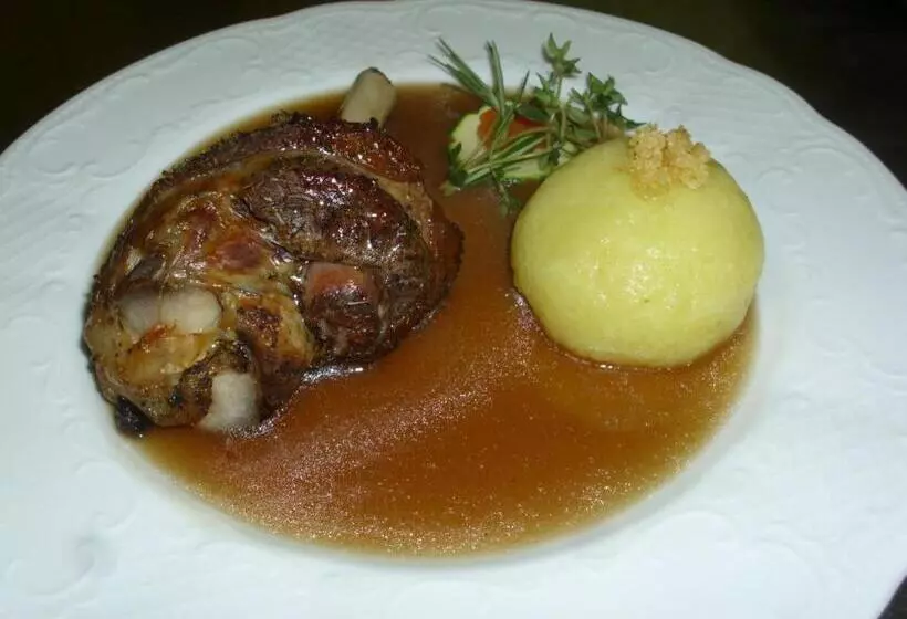 Hotelli Gasthof Zur Frohen Einkehr