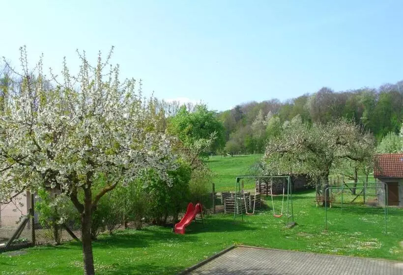 Hotelli Gasthof Zur Frohen Einkehr