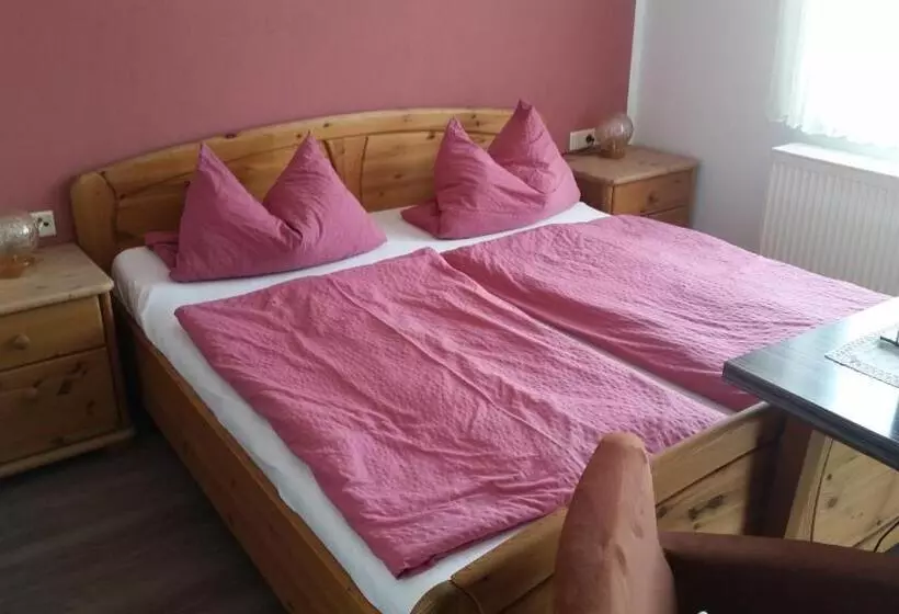 Hotelli Gasthof Zur Frohen Einkehr