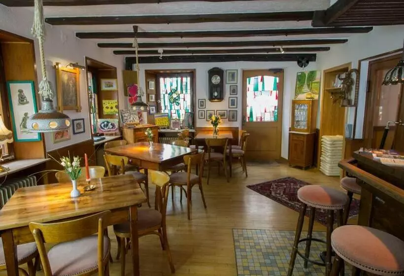 Hotelli Zur Post   Burg An Der Mosel