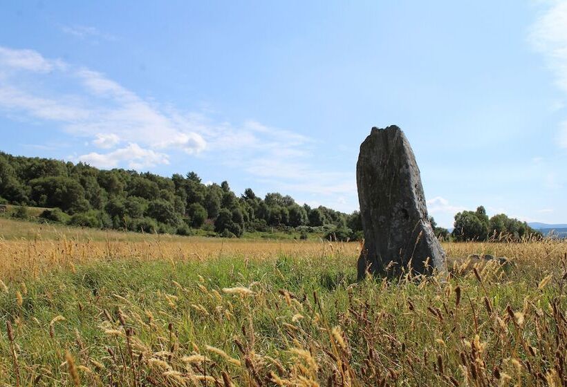 Invershin Hotel Bunkhouse & Bar