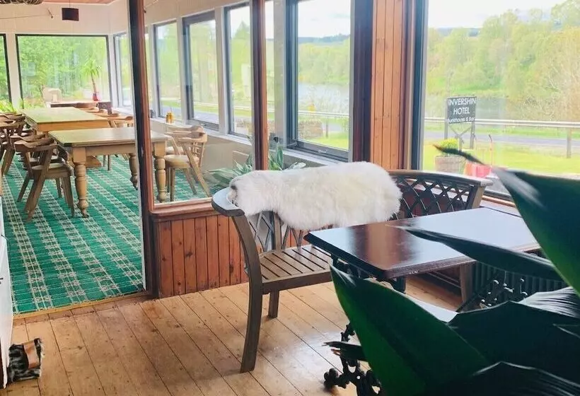 Invershin Hotel Bunkhouse & Bar