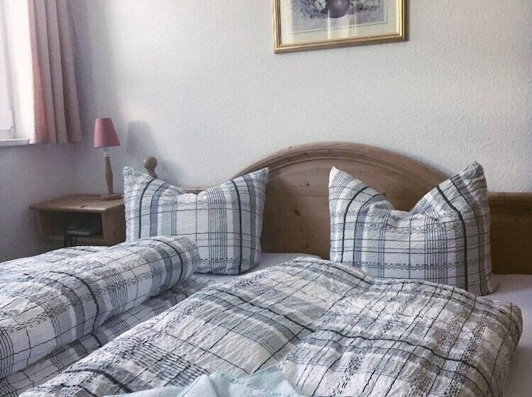 ペンション Gasthaus Und Hotel Peterhänsel