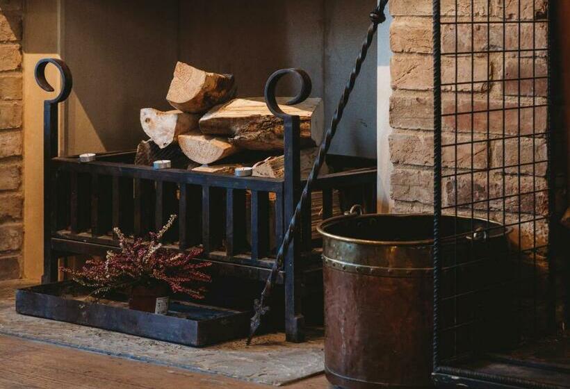 The New Inn Great Limber