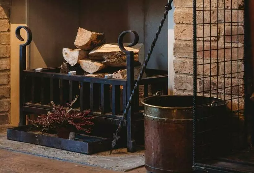 The New Inn Great Limber