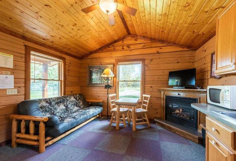 הוסטל Spur Of The Moment Ranch