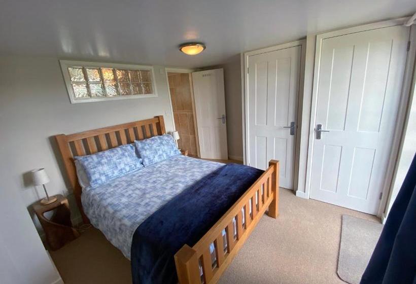 ユースホステル The Rose Cottage Inn