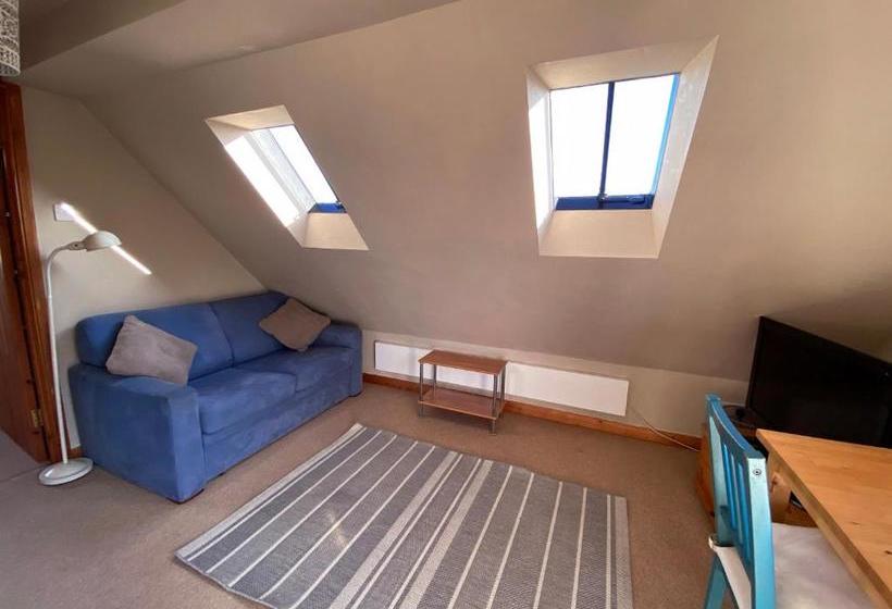 ユースホステル The Rose Cottage Inn