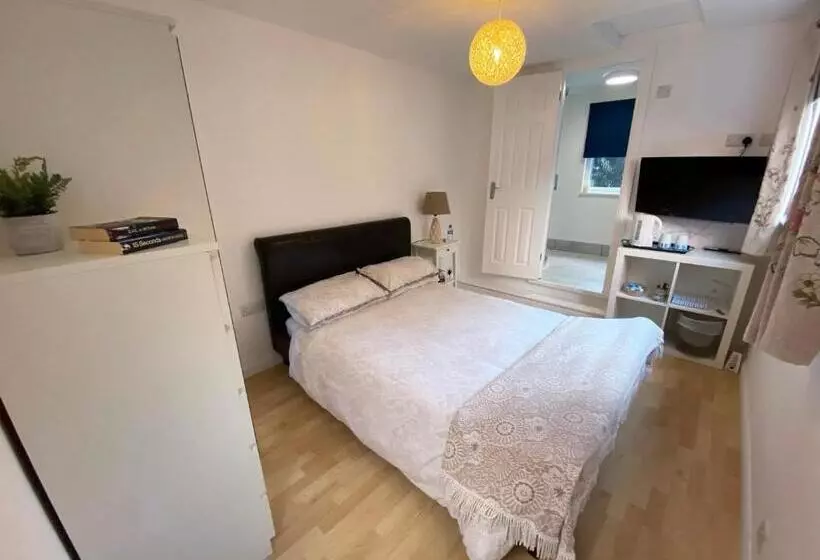 Retkeilymaja The Rose Cottage Inn