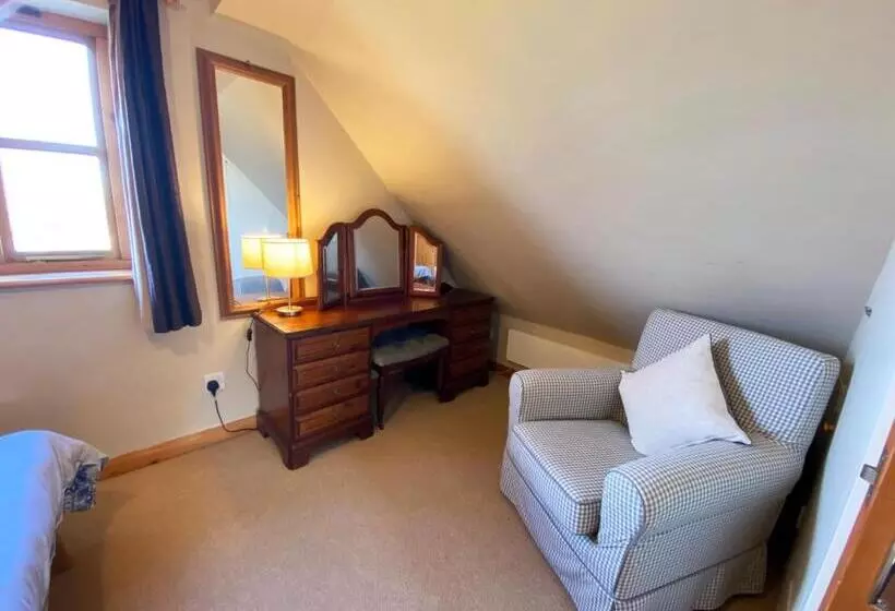 Retkeilymaja The Rose Cottage Inn