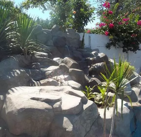 Aamiaismajoitus (B&B) El Jardin Colonial