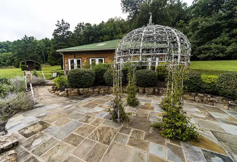 Aamiaismajoitus (B&B) Stone Manor Boutique Inn