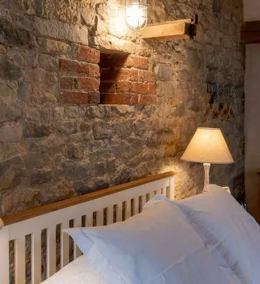 Aamiaismajoitus (B&B) The Barn At Amberwell