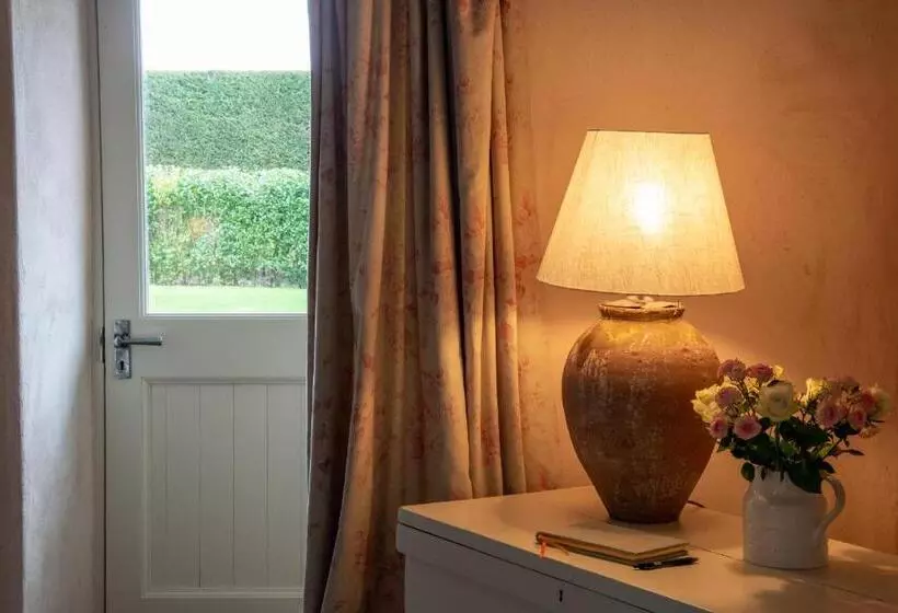 Aamiaismajoitus (B&B) The Barn At Amberwell