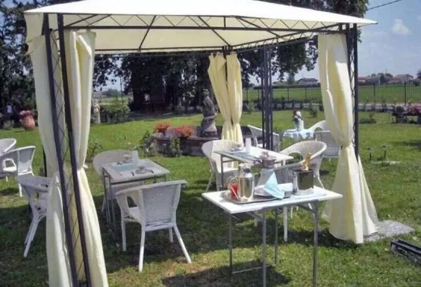 ベッドアンドブレックファースト Villa Albertina