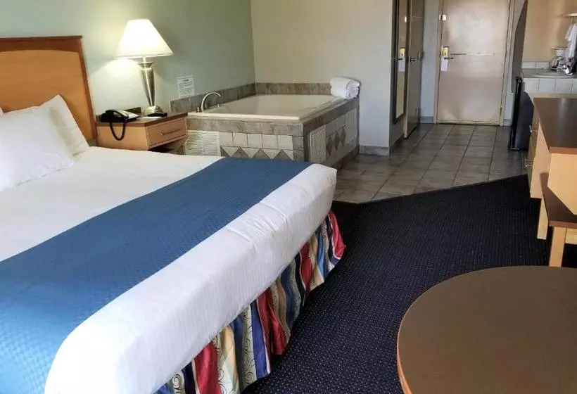 Hotelli Dunes Waterfront Resort