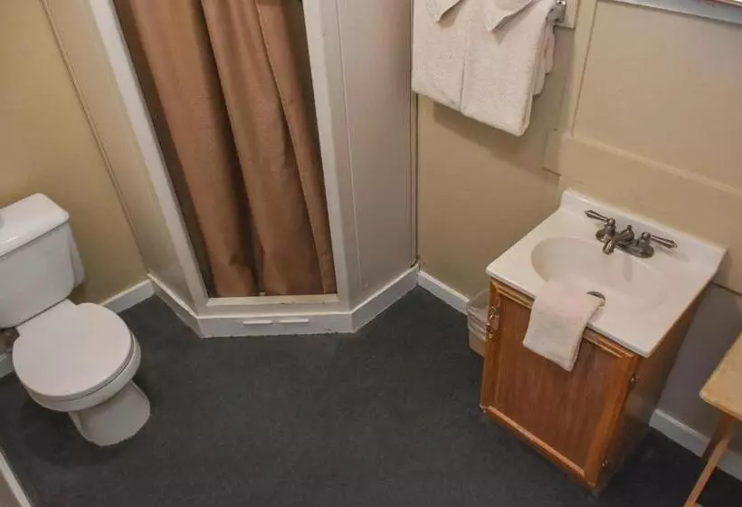 Panamint Springs Motel & Tents