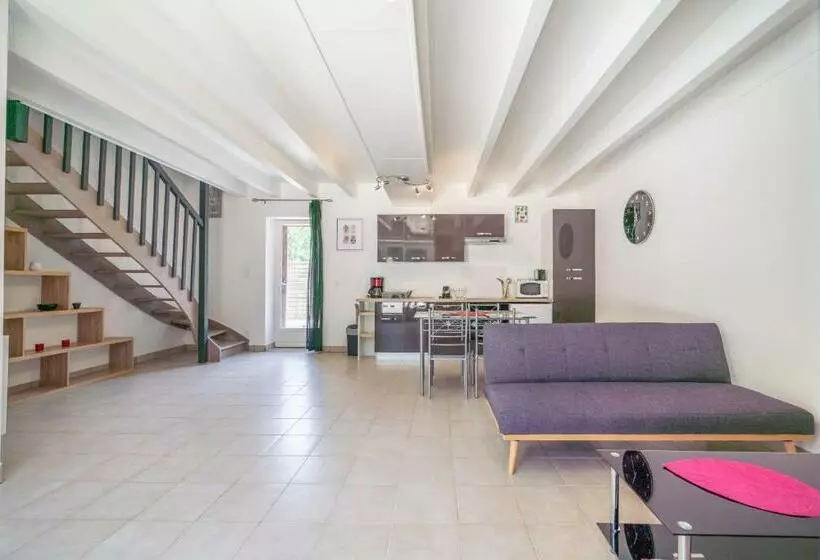 Majatalo Château De Baillant   Futuroscope