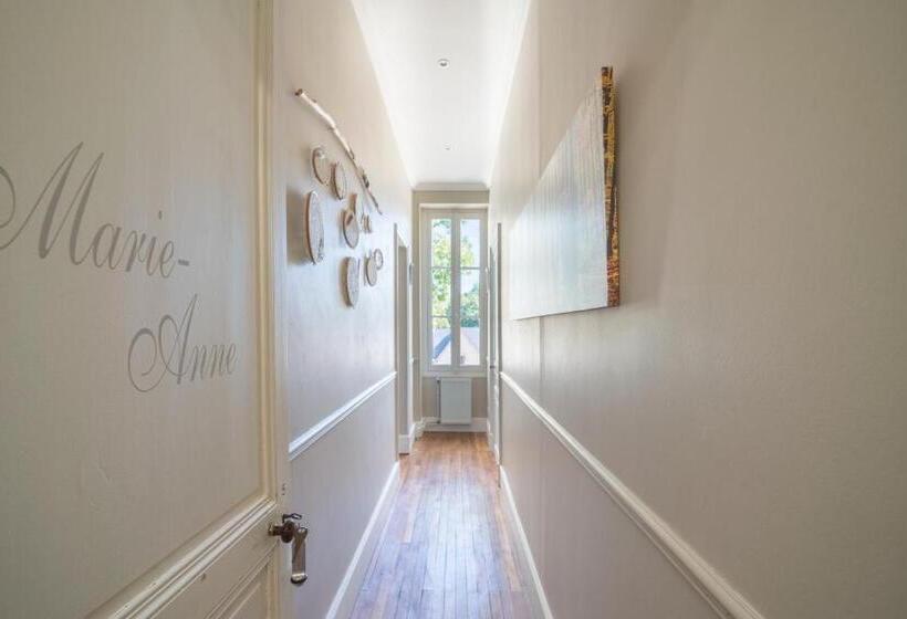 פנסיון Château De Baillant Futuroscope