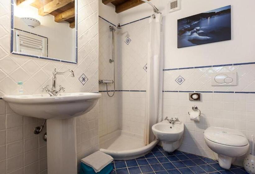 펜션 Locanda Centolaghi