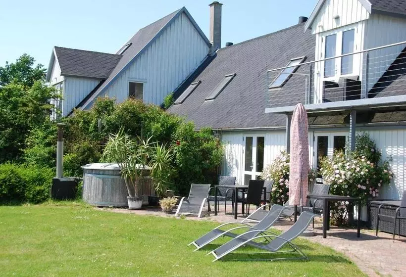 Quistgaarden Bed & Breakfast