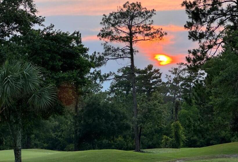 St James Bay Golf & Pickleball Resort