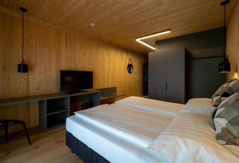 호스텔 Gästehaus & Hofladen Familie öllerer