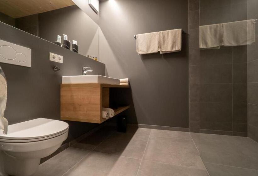 호스텔 Gästehaus & Hofladen Familie öllerer