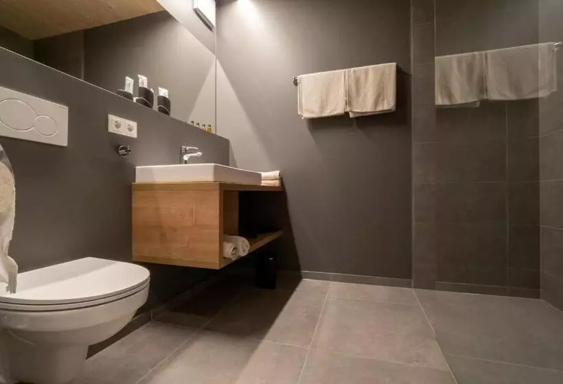 Retkeilymaja Gästehaus & Hofladen Familie öllerer