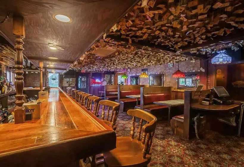 ユースホステル The Big Moose Inn