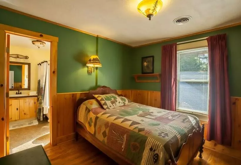 ユースホステル The Big Moose Inn