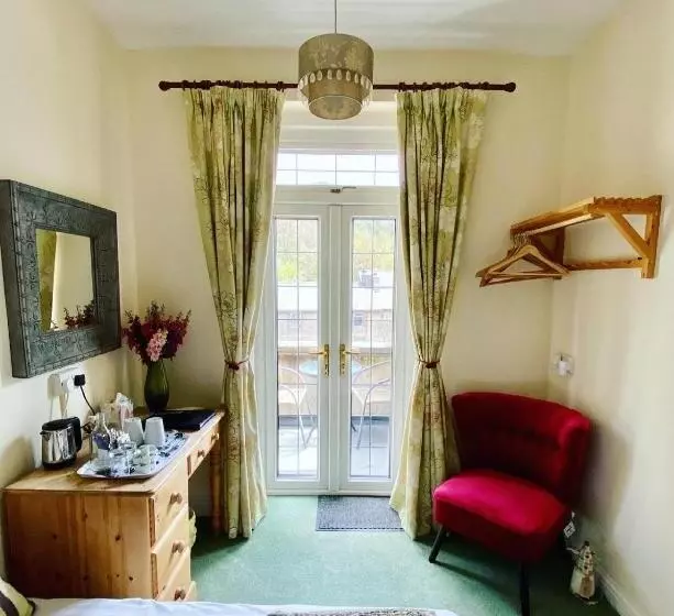 ユースホステル The Shoulder Of Mutton