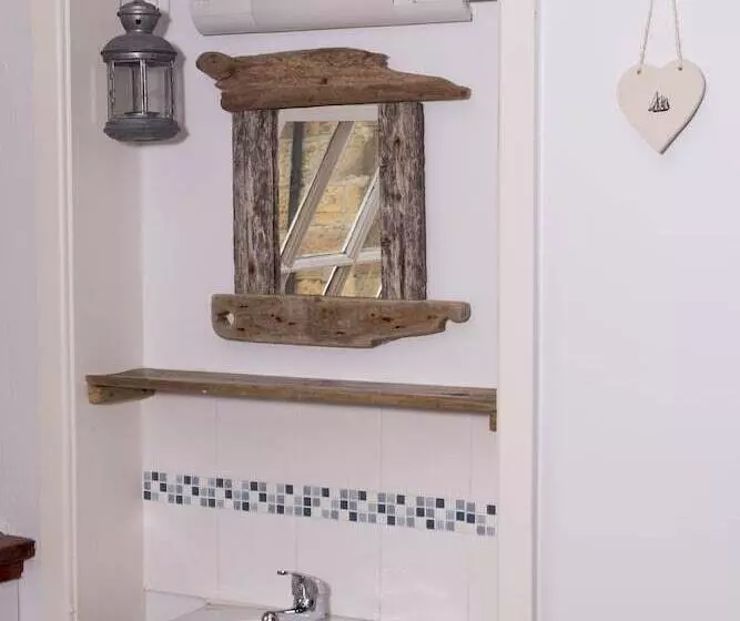 Retkeilymaja Yha Boggle Hole