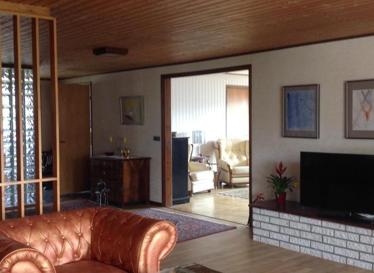 مبيت وإفطار Easter Bay